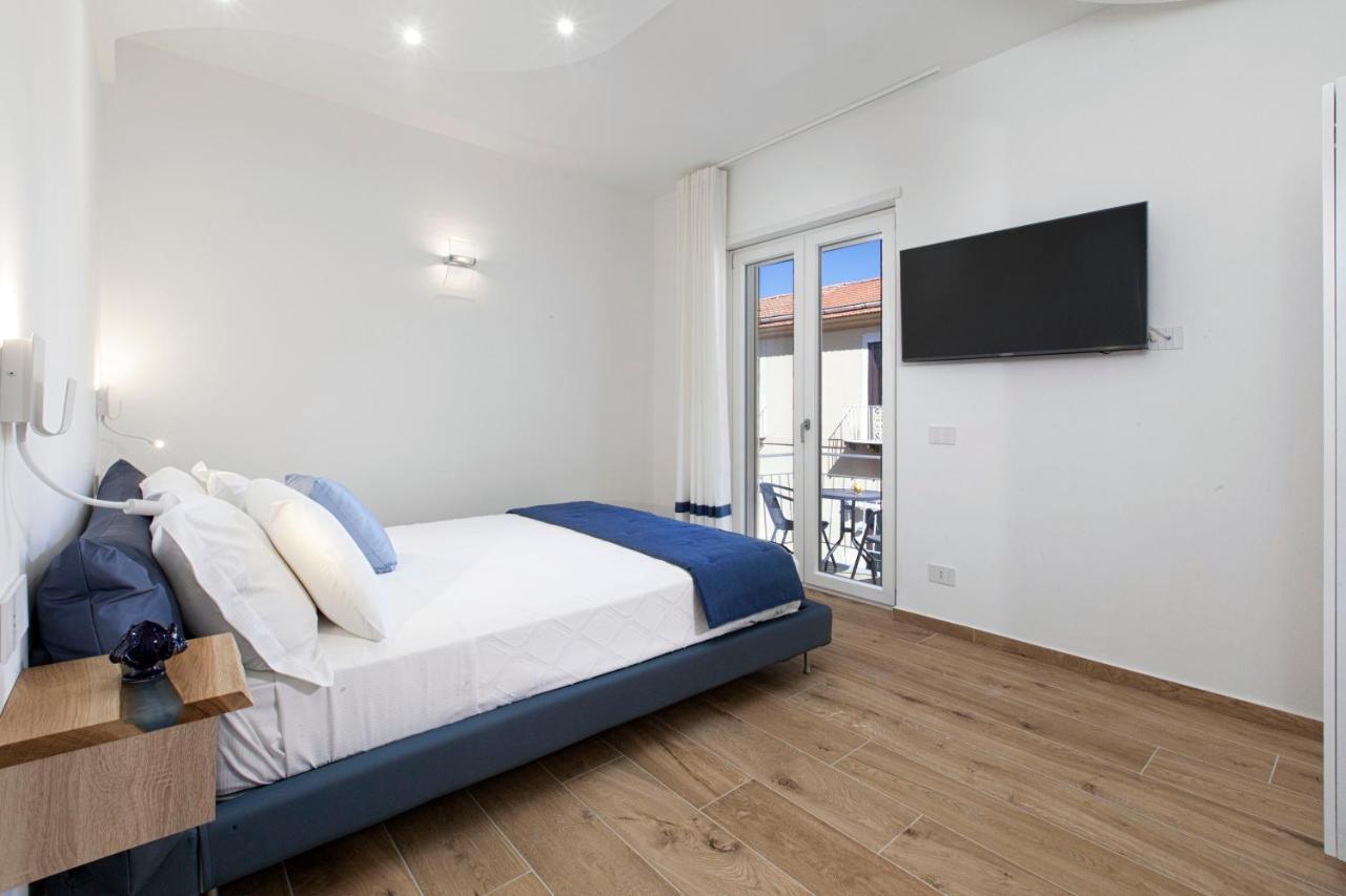 Yourhome - Lidia Rooms & Suites Σορέντο Εξωτερικό φωτογραφία